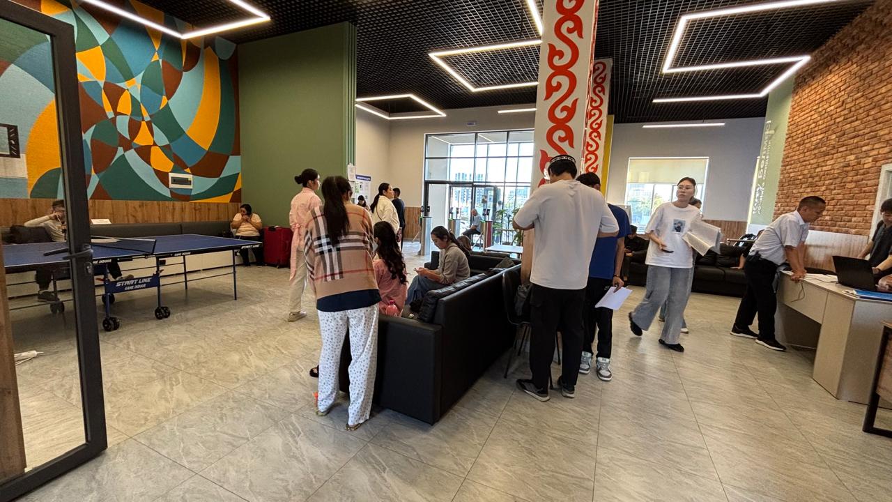 Анамды қара жігіттер трахает етеді